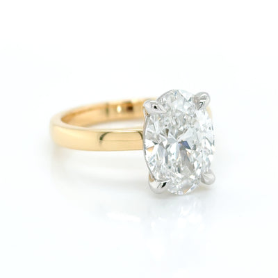 Oval Cut 4.00ct Lab Diamond Claw Set Solitaire Engagement Ring