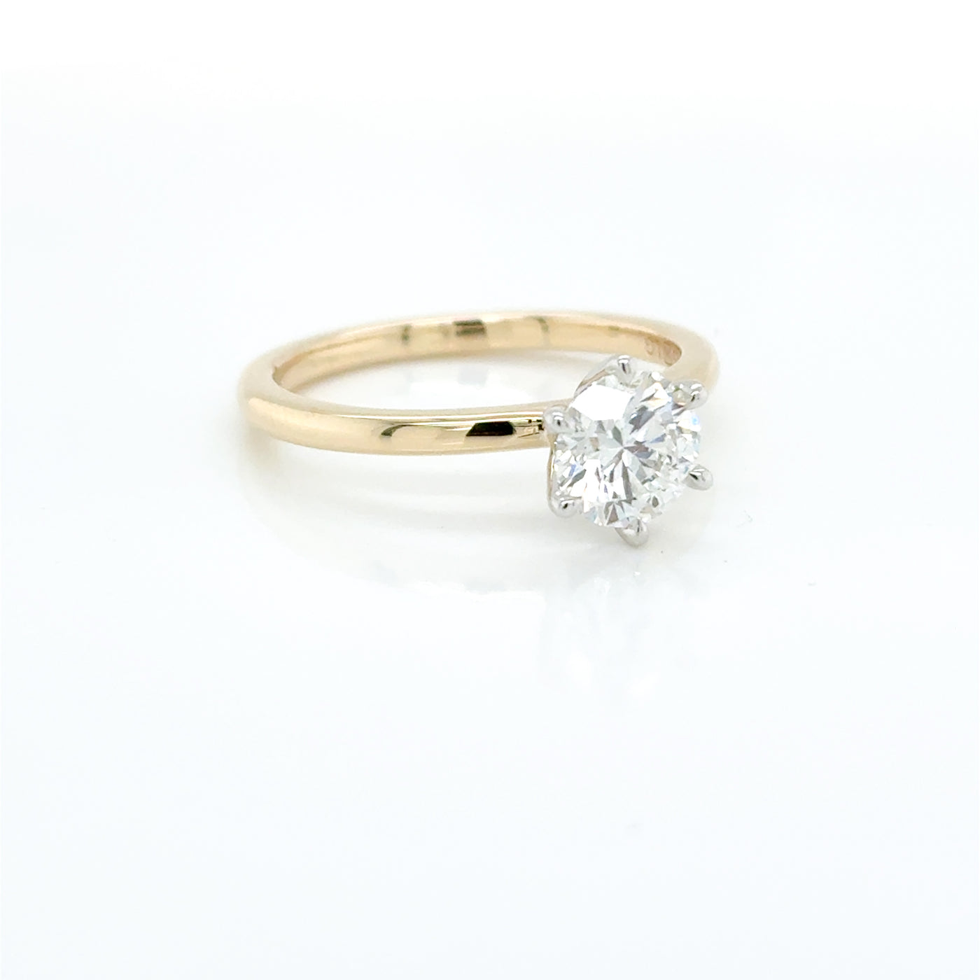 Round Brilliant Cut 1.00ct Lab Diamond Claw Set Solitaire Engagement Ring